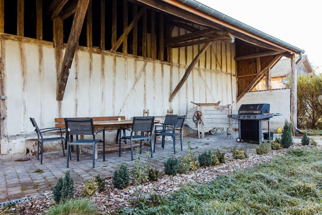 Studio Confortable, Parking Et Jardin Buchères エクステリア 写真