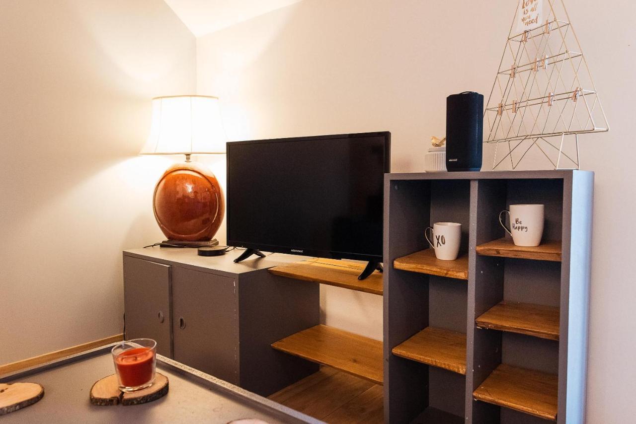 Studio Confortable, Parking Et Jardin Buchères エクステリア 写真